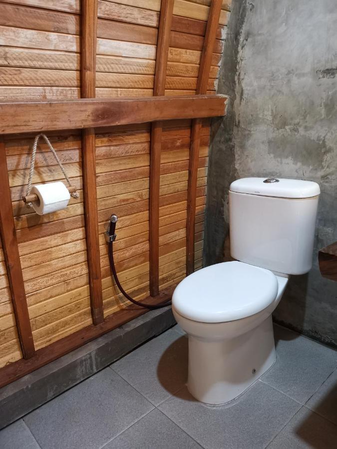 Batukaras Coconut Tree Cottages מראה חיצוני תמונה