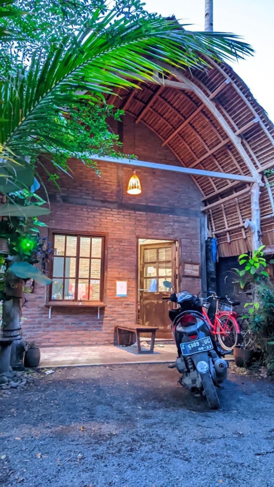 Batukaras Coconut Tree Cottages מראה חיצוני תמונה